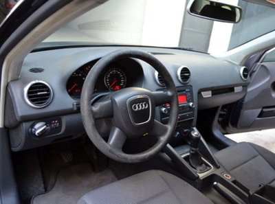 Audi A3 Sportback 1.6 Attraction (4)