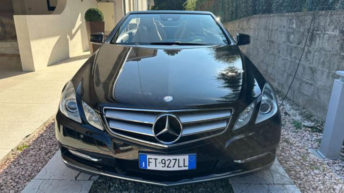 Mercedes-Benz Classe E Cabrio 350 CDI Cabrio BlueEFFICIENCY Avantgarde (20)