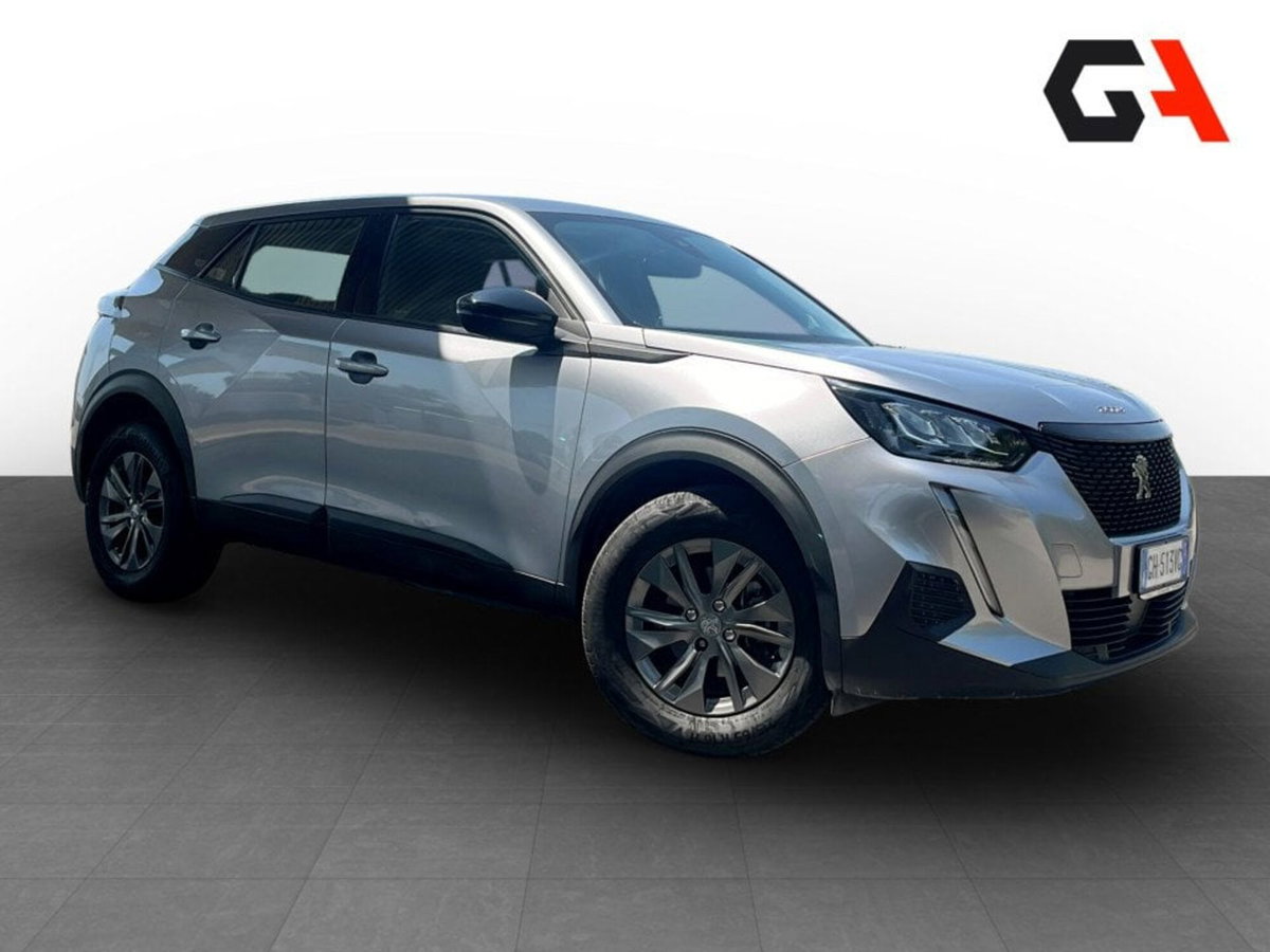 Peugeot 2008 1.2 turbo Allure 100cv (3)