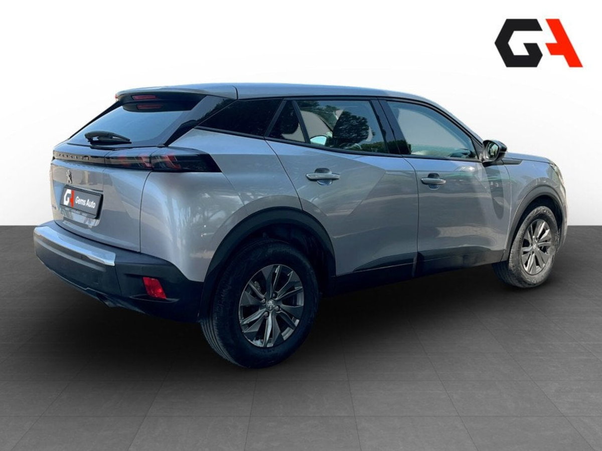 Peugeot 2008 1.2 turbo Allure 100cv (7)