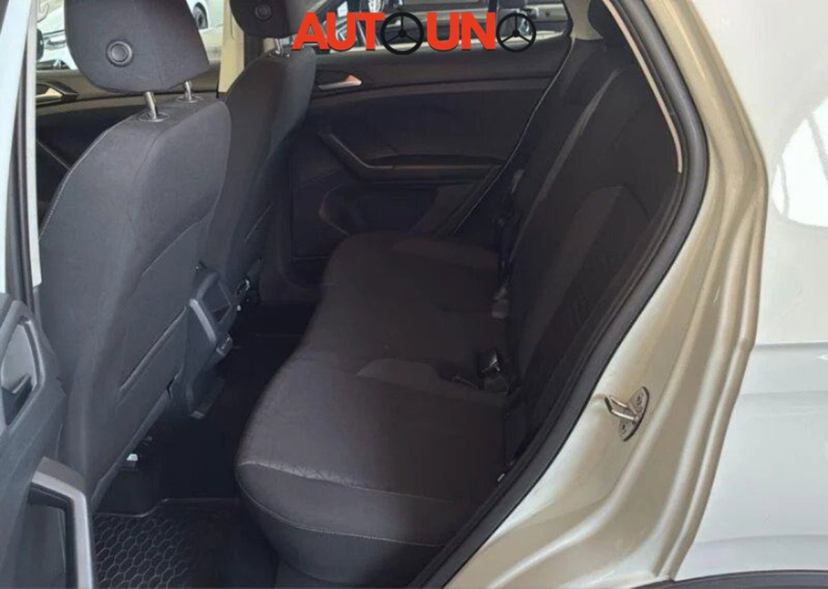 Volkswagen T-Cross 1.0 TSI Sport (14)