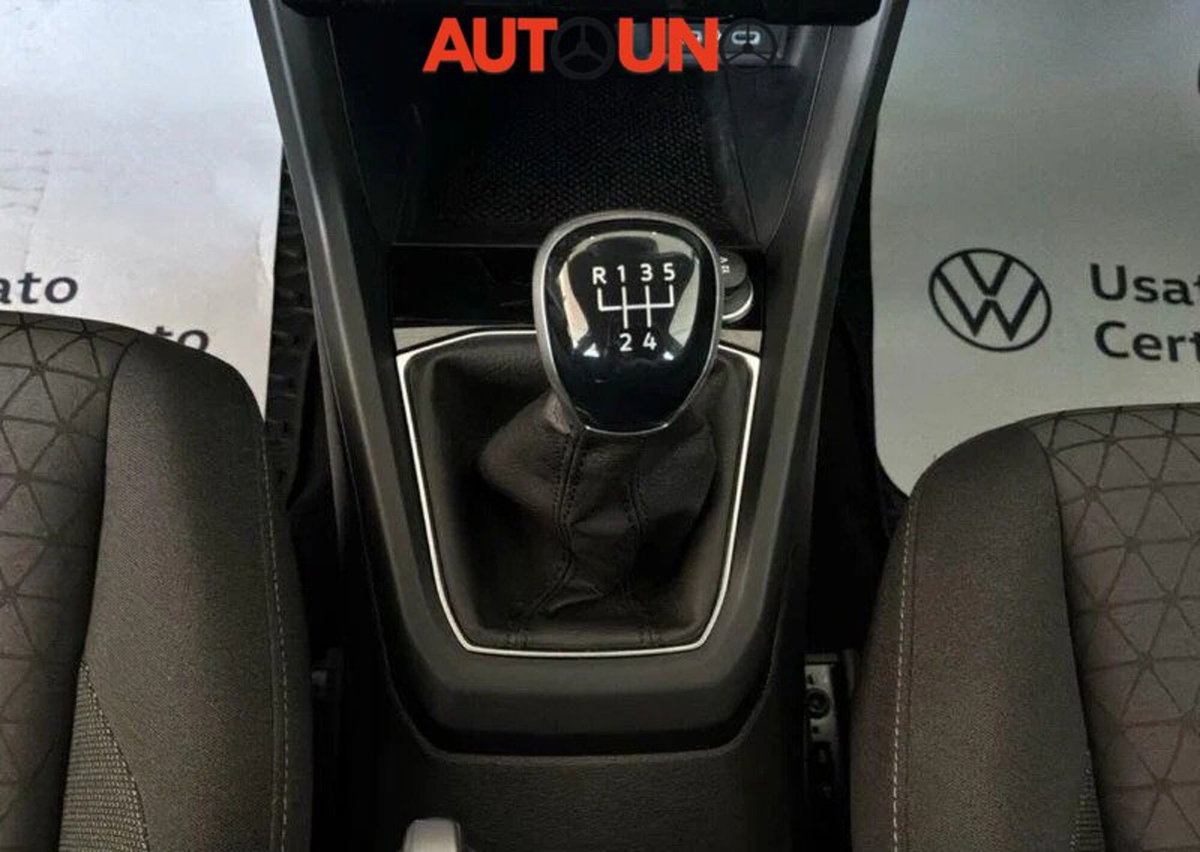Volkswagen T-Cross 1.0 TSI Sport (16)