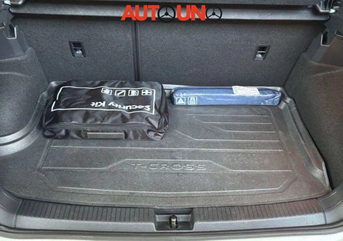 Volkswagen T-Cross 1.0 TSI Sport (17)