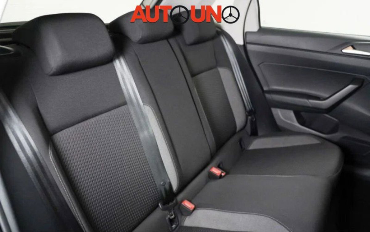 Volkswagen Polo 1.0 EVO (15)