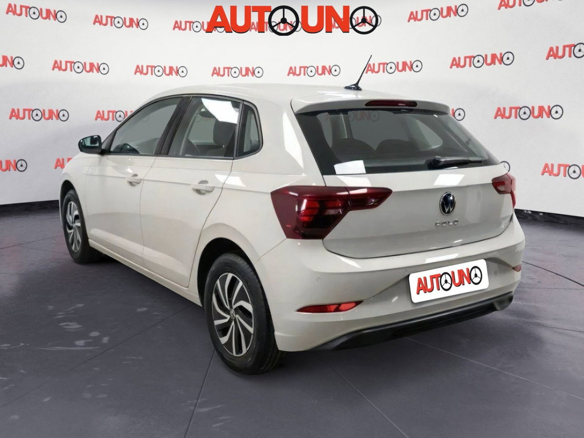 Volkswagen Polo 1.0 EVO (5)