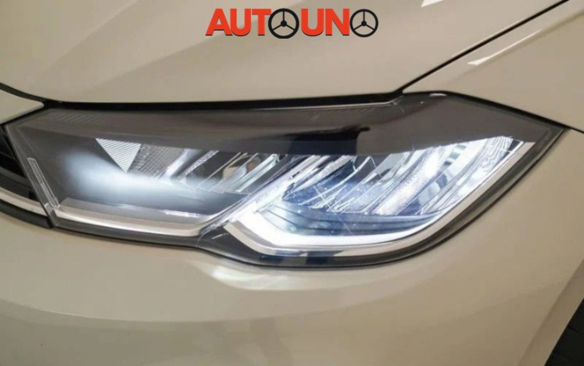 Volkswagen Polo 1.0 EVO (9)