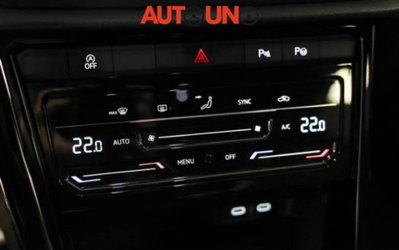 Volkswagen T-Roc 1.0 TSI R-Line (19)