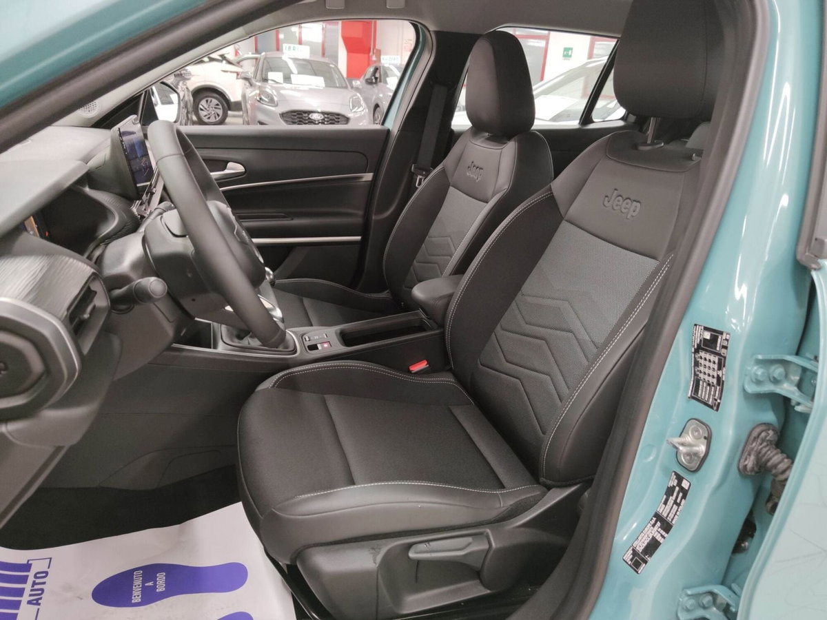 Jeep Avenger 1.2 turbo Altitude fwd 100cv (13)