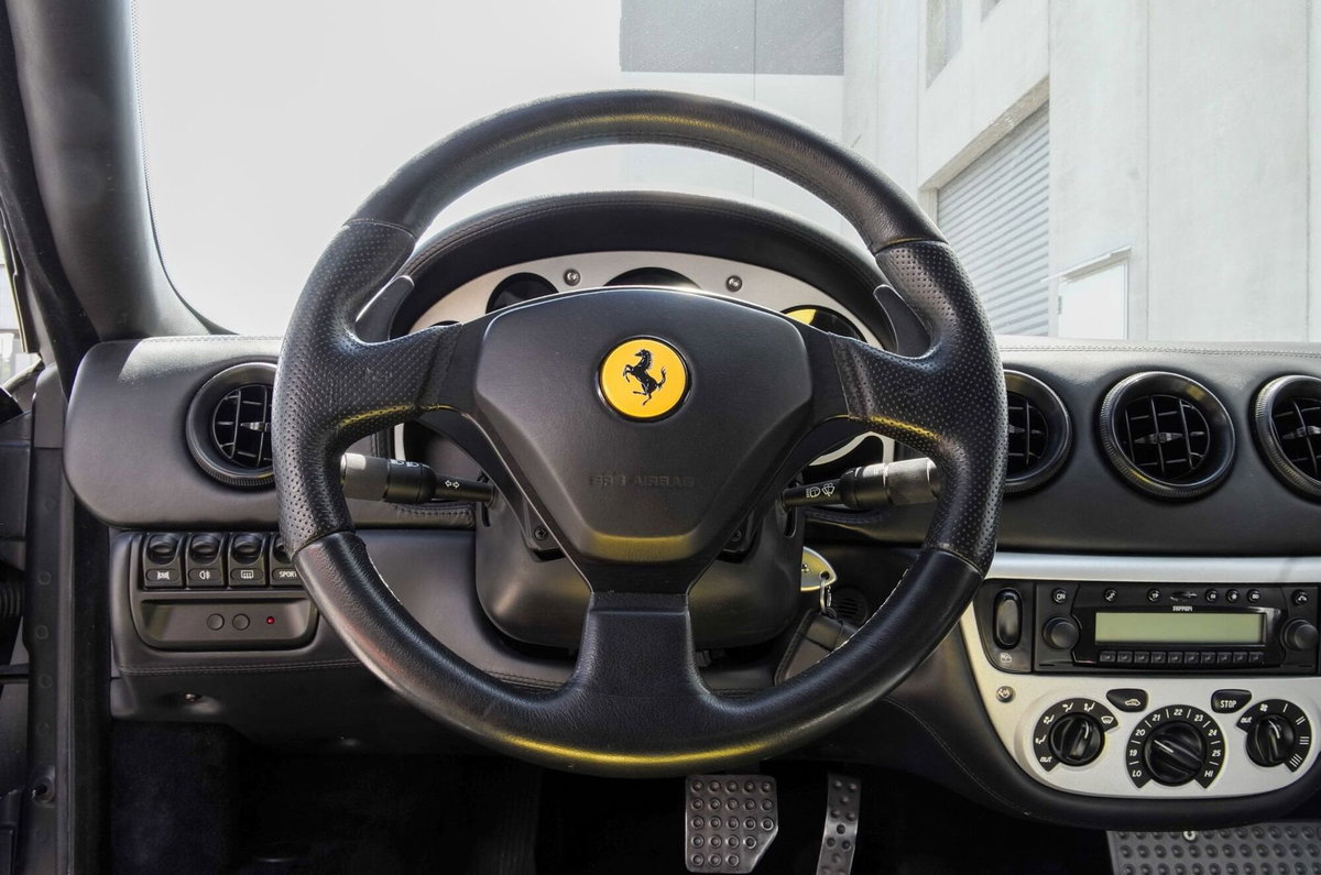 Ferrari 360 Coupé Modena F1 (13)