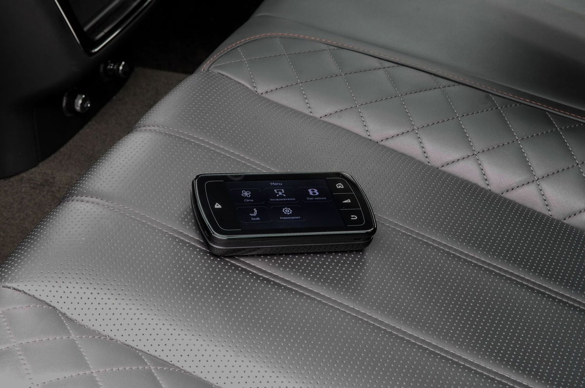 Bentley Bentayga Bentayga W12 (13)