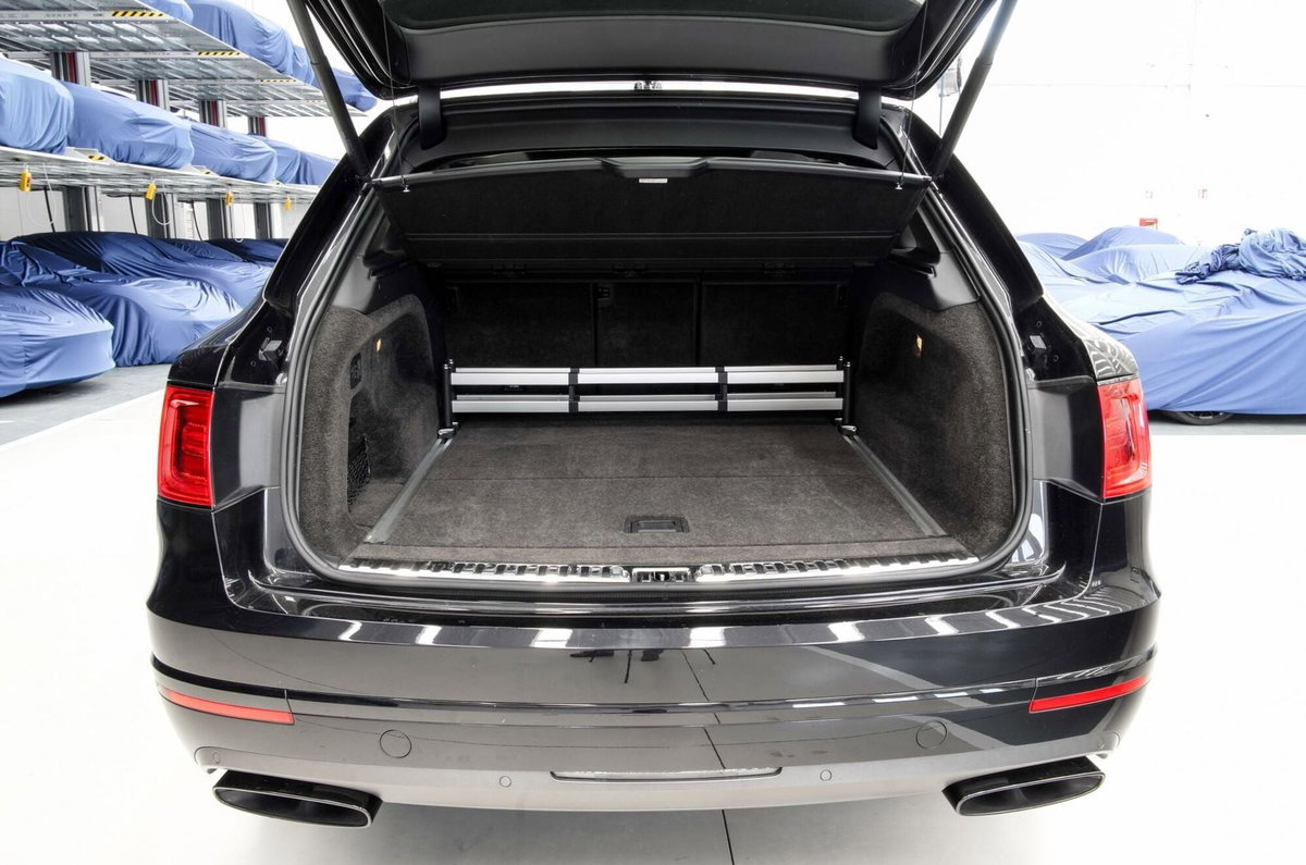 Bentley Bentayga Bentayga W12 (14)