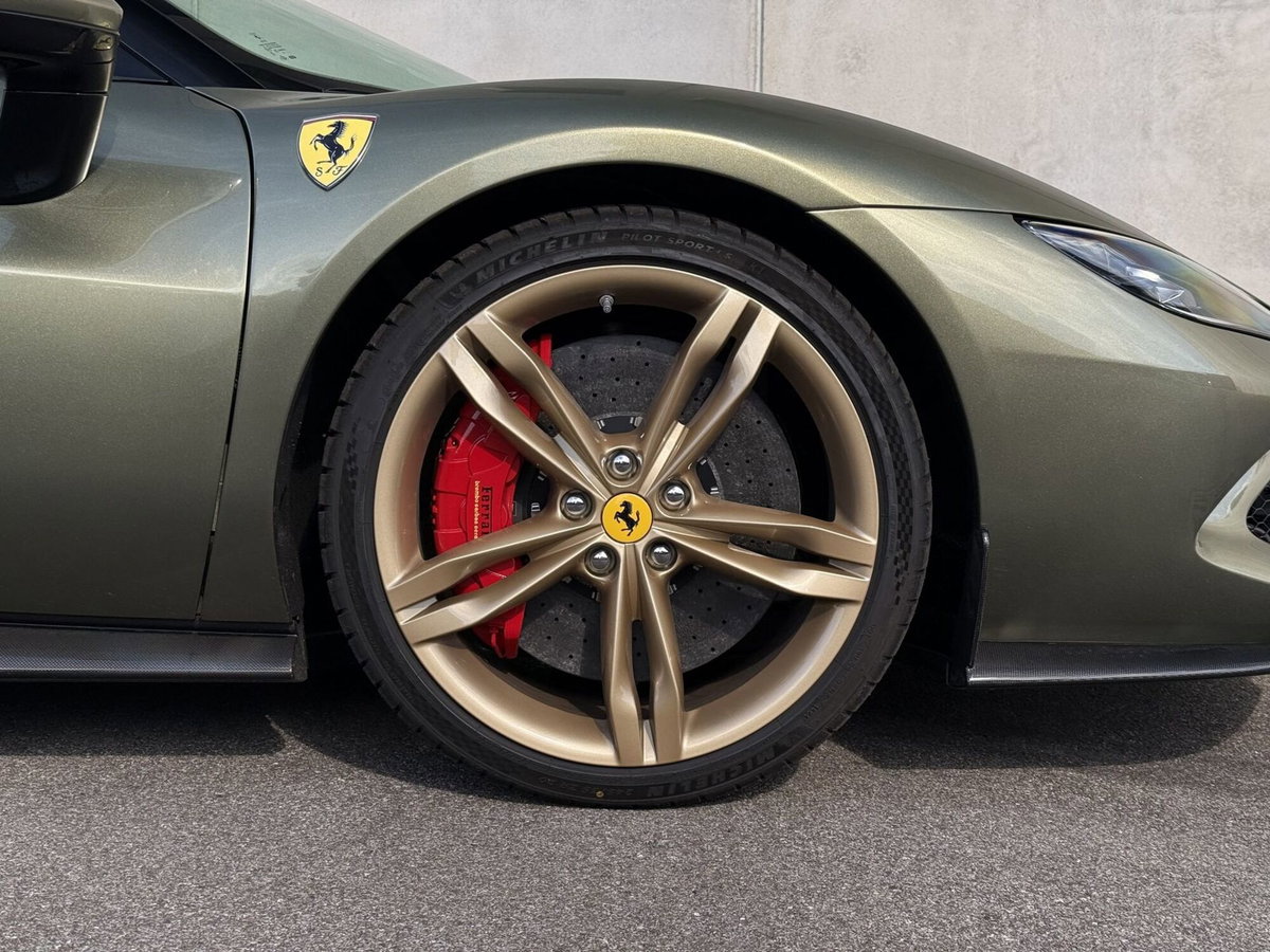 Ferrari 296 Coupé 3.0 GTB (6)
