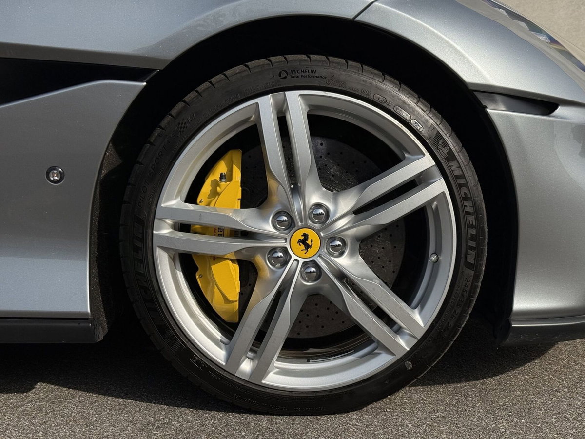 Ferrari Portofino Spider Portofino (6)