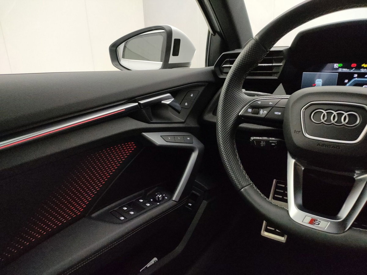 Audi A3 Sportback 35 TDI S tronic S line edition (16)