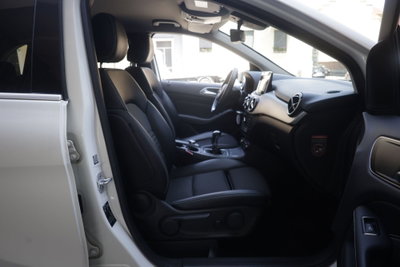 Mercedes-Benz Classe B 180 d Sport (10)