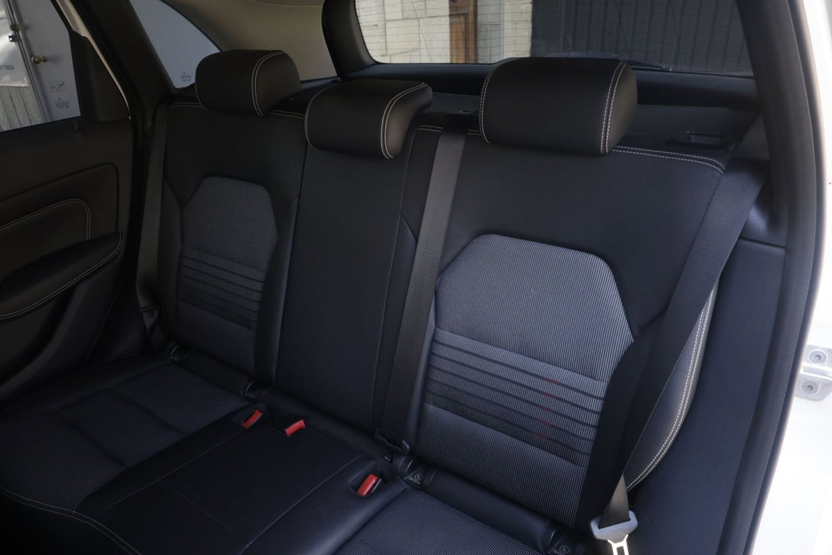 Mercedes-Benz Classe B 180 d Sport (3)