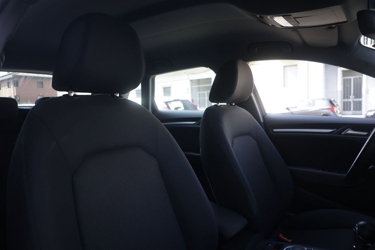 Audi A3 Sportback 30 TDI S tronic Admired (6)