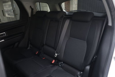 Land Rover Discovery Sport 2.0 TD4 150 CV Pure (3)
