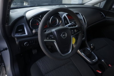 Opel Astra Station Wagon 1.7 CDTI 110CV Sports Cosmo (14)