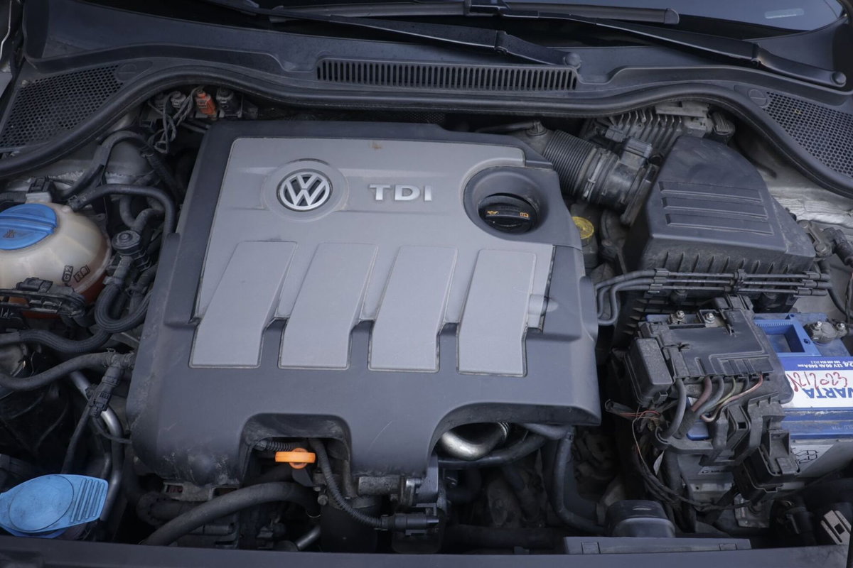 Volkswagen Polo 1.6 TDI 90CV DPF 5 porte Highline (19)