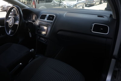 Volkswagen Polo 1.6 TDI 90CV DPF 5 porte Highline (8)
