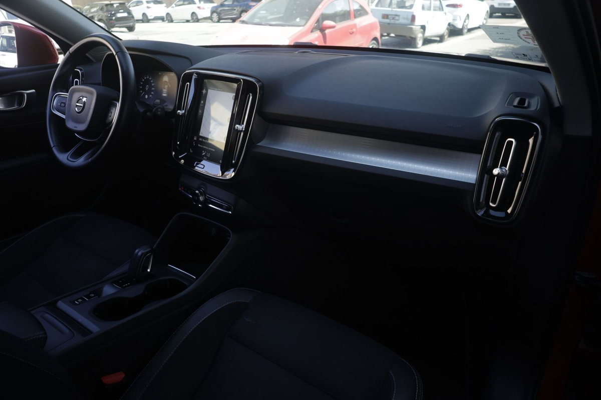 Volvo XC40 D3 AWD Geartronic R-design (10)