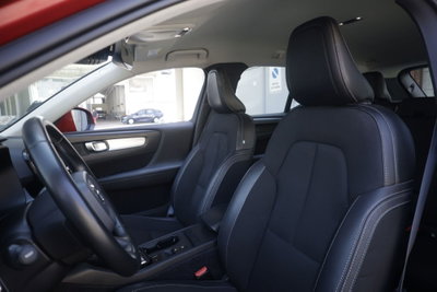 Volvo XC40 D3 AWD Geartronic R-design (17)