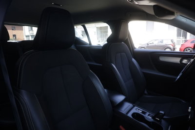 Volvo XC40 D3 AWD Geartronic R-design (6)