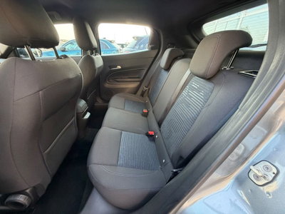 Alfa Romeo Junior 1.2 ibrida 145cv edct6 (14)