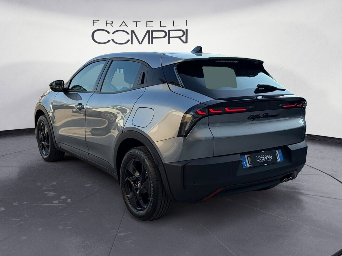 Alfa Romeo Junior 1.2 ibrida 145cv edct6 (3)