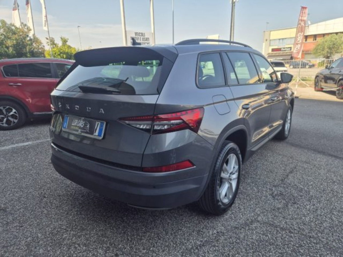 Skoda Kodiaq 2.0 TDI EVO SCR 4x4 DSG 7 posti Style (4)