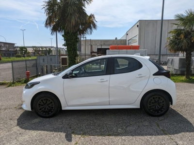 Toyota Yaris 1.0 5 porte Trend (2)
