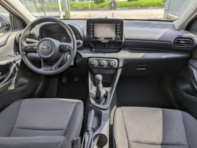 Toyota Yaris 1.0 5 porte Trend (4)