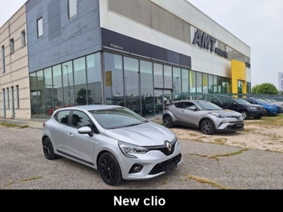 Renault Clio TCe 100 CV 5 porte Life usata