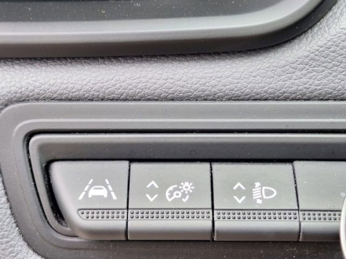 Renault Clio TCe 100 CV 5 porte Life (10)