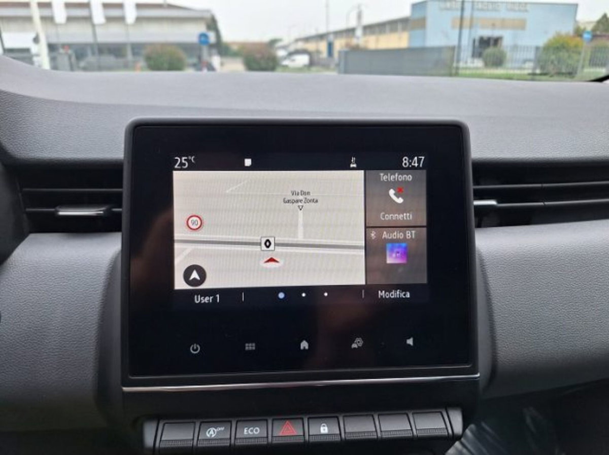 Renault Clio TCe 100 CV 5 porte Life (5)