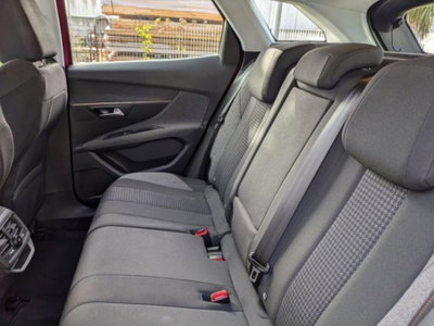 Peugeot 3008 PureTech Turbo 130 S&S EAT8 GT (9)