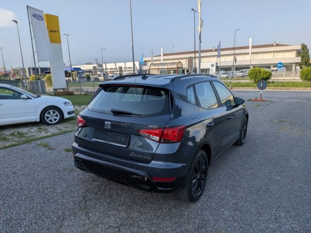SEAT Arona 1.0 EcoTSI Black Edition (4)