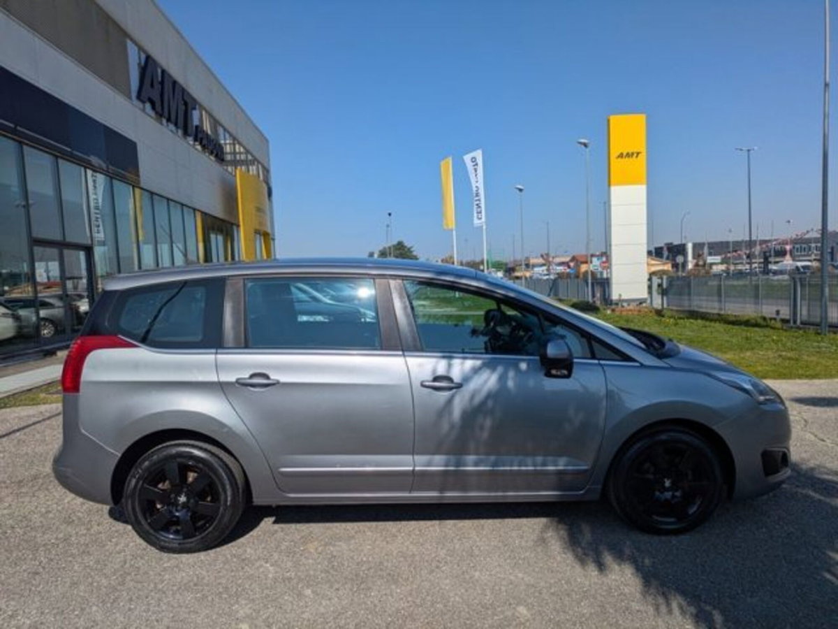 Peugeot 5008 BlueHDi 120 S&S Active (7)