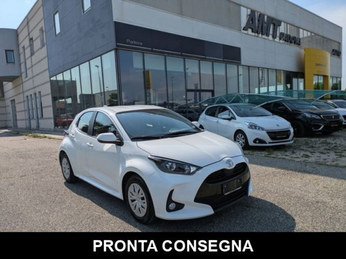 Toyota Yaris 1.0 5 porte Now GPL (2)