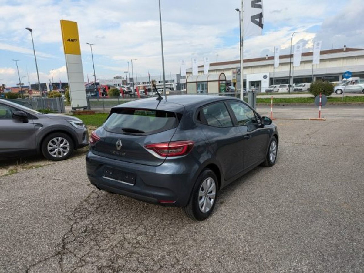 Renault Clio 1.0 tce Techno Gpl 100cv (4)