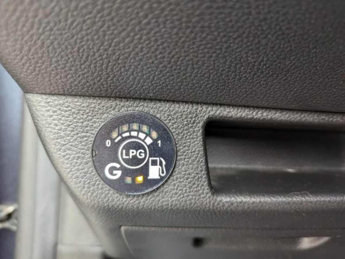 Renault Clio 1.0 tce Techno Gpl 100cv (9)