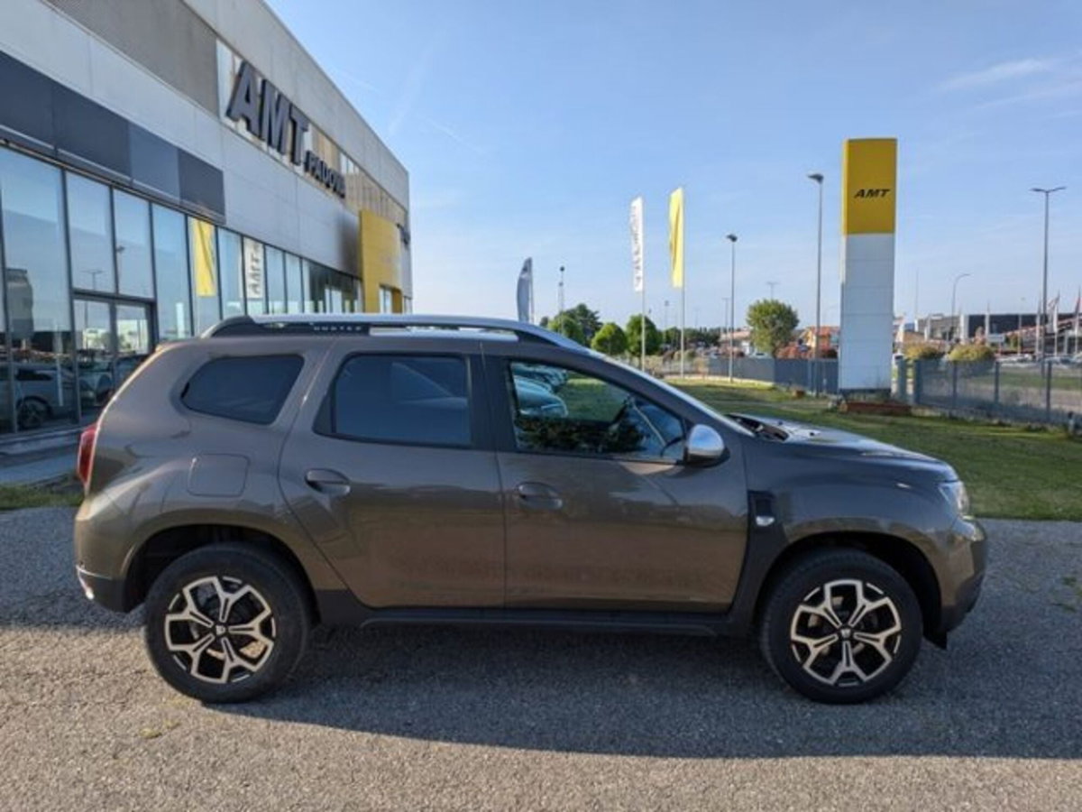 Dacia Duster 1.0 TCe 100 CV ECO-G 4x2 Prestige (2)