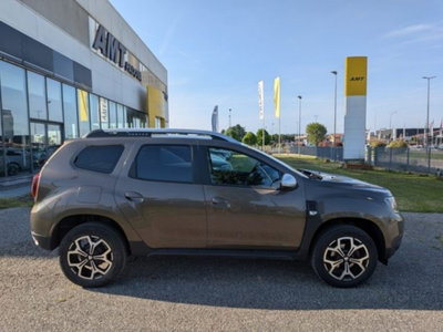 Dacia Duster 1.0 TCe 100 CV ECO-G 4x2 Prestige (2)
