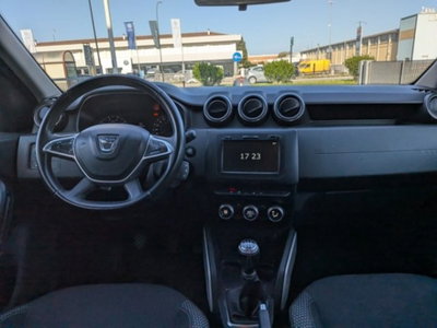 Dacia Duster 1.0 TCe 100 CV ECO-G 4x2 Prestige (3)