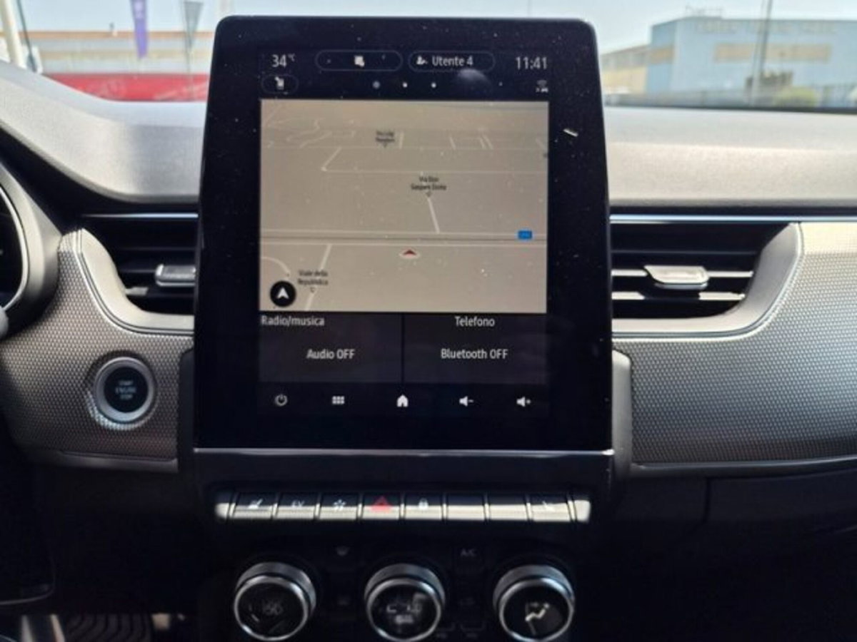 Renault Arkana Hybrid E-Tech 145 CV Techno (6)