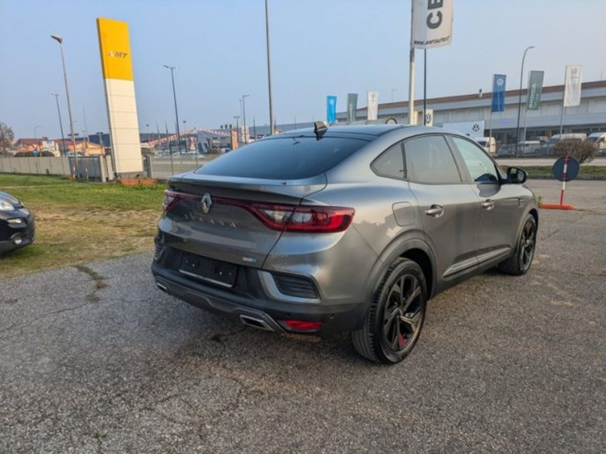 Renault Arkana E-Tech 145 CV R.S.Line Fast Track (3)