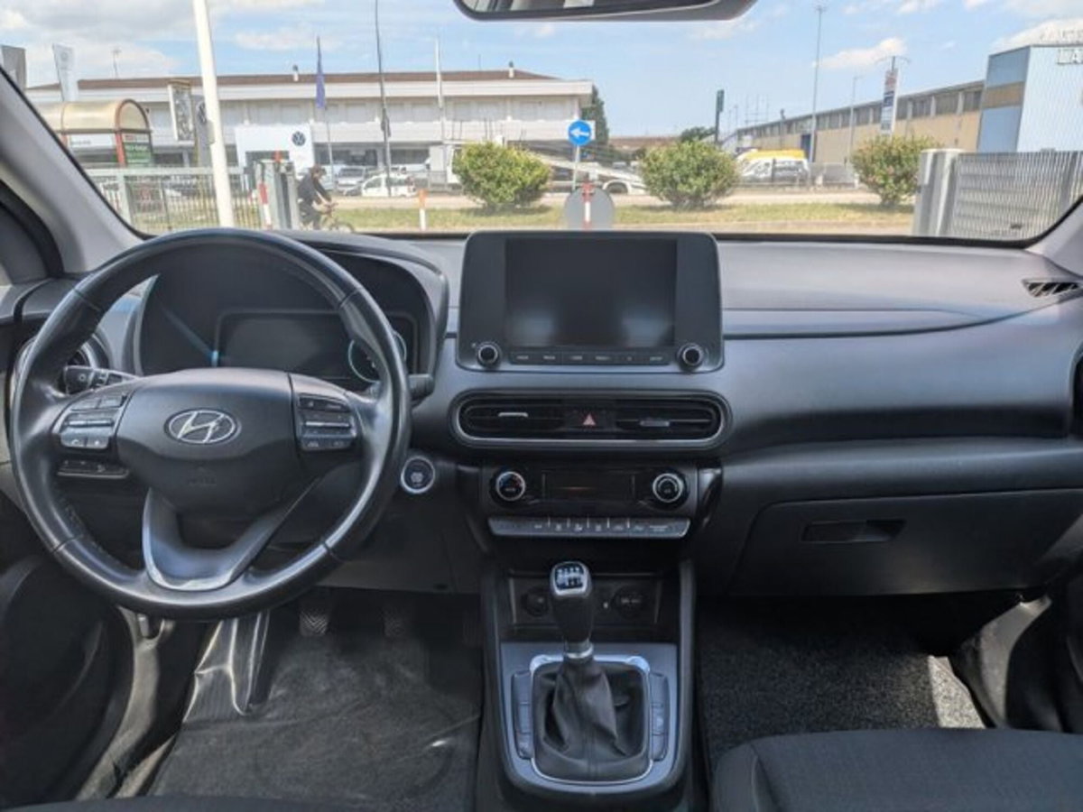 Hyundai Kona 1.6 CRDI Hybrid 48V iMT XTech (5)