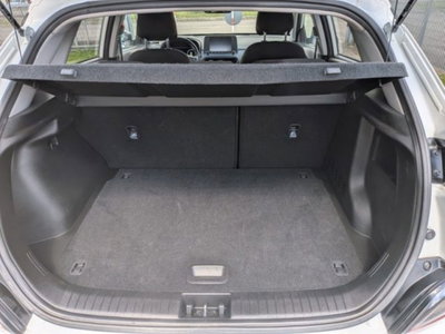 Hyundai Kona 1.6 CRDI Hybrid 48V iMT XTech (9)