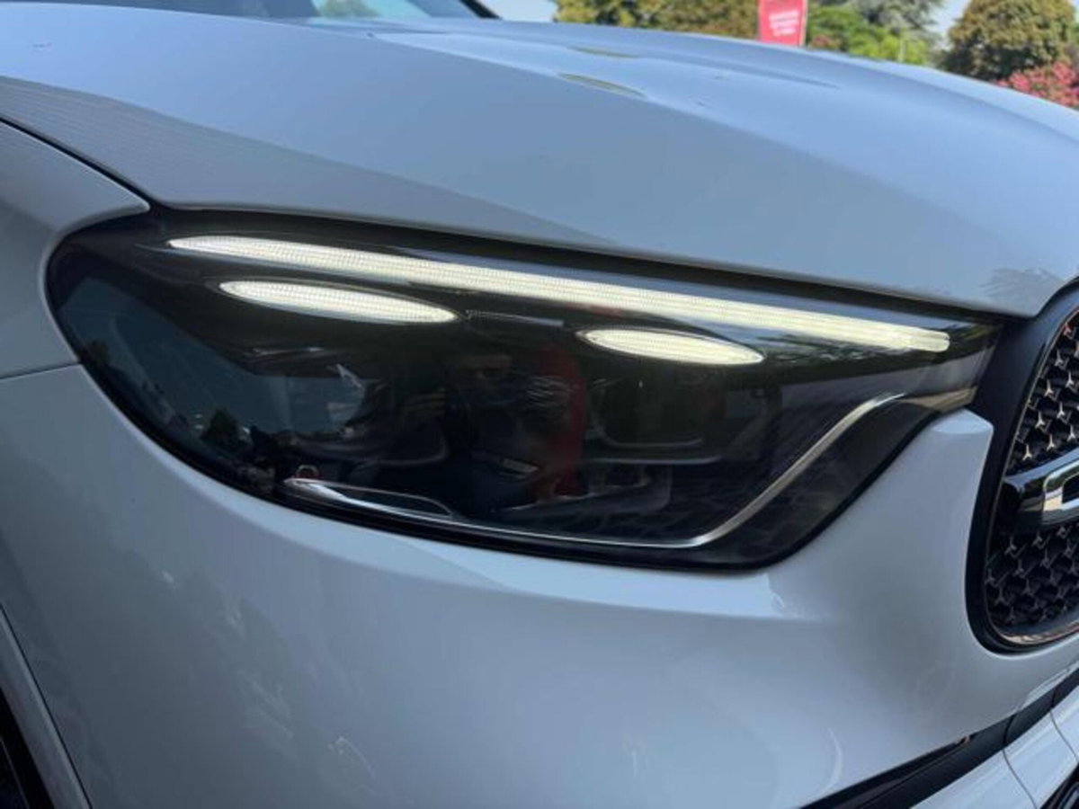 Mercedes-Benz GLC 220 d 4Matic Mild Hybrid AMG Premium Plus (20)